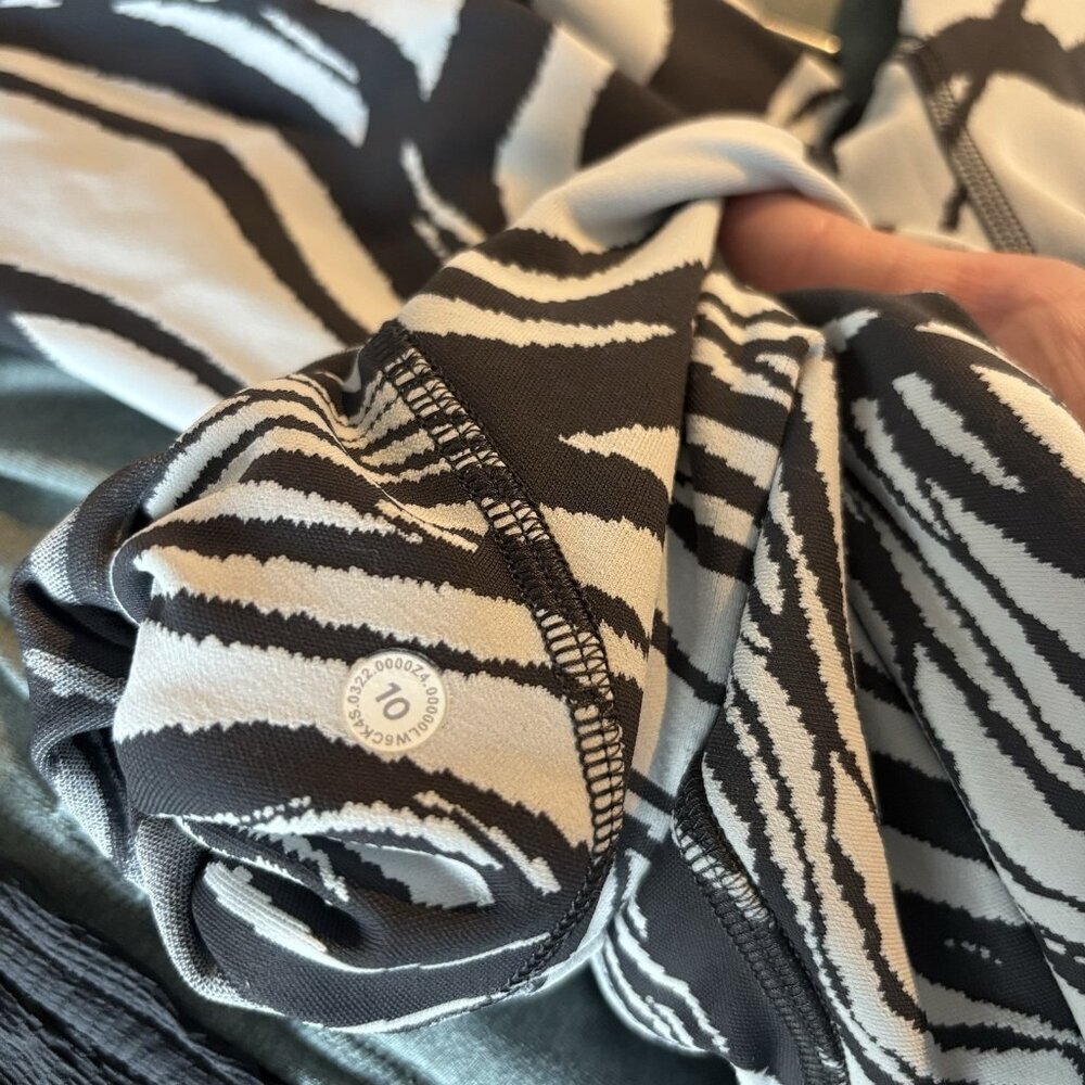 Lululemon Swift Speed HR Crop 21" Jacquard Leggings Women’s Size 10 Sporty Gym - Picture 6 of 16